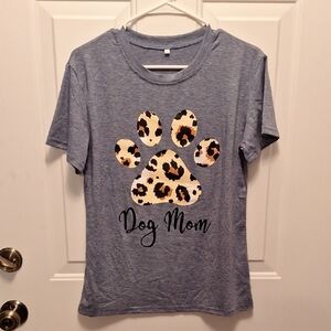 Blue Dog Mom T-Shirt with Leopard Print Paw NWOT